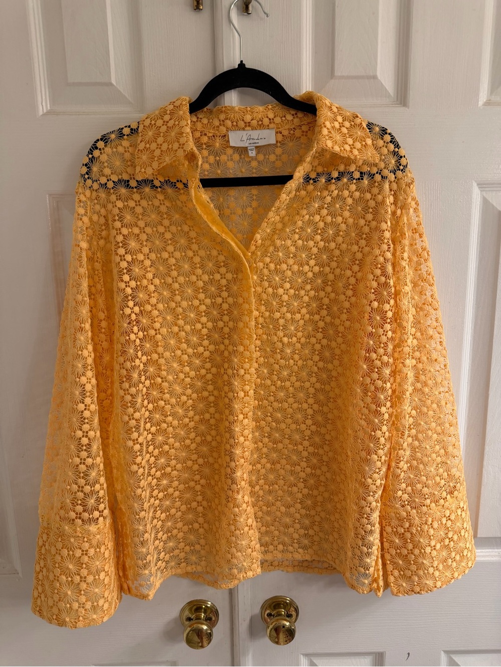 NWOT L’Academie Button up blouse